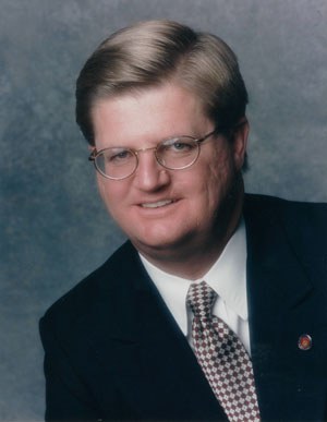 Councilor Tim Cummins Headshot